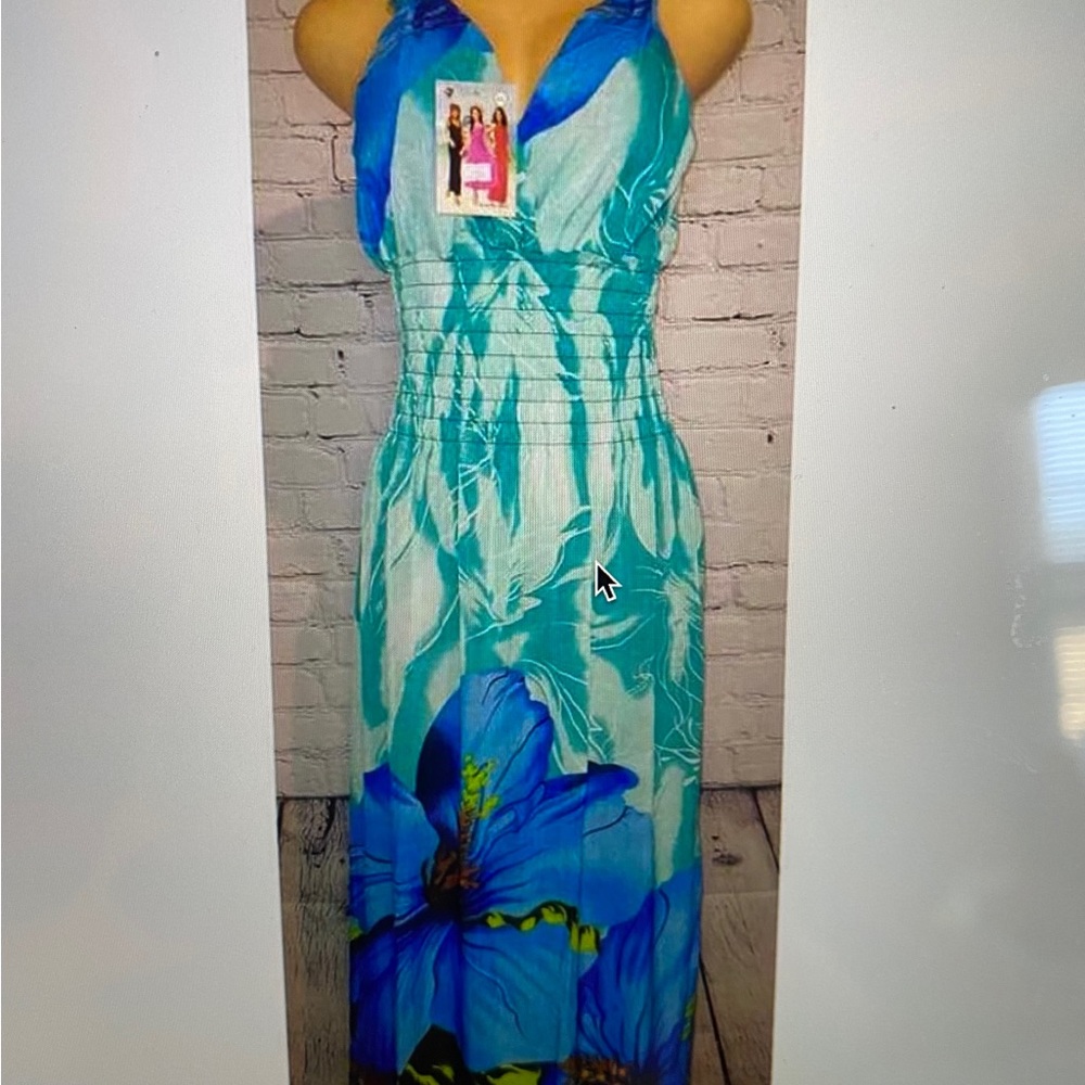 Beautiful light blue maxi dress with designed back - medium - brand new
